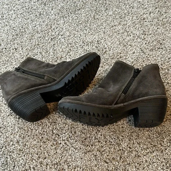 Fly London WEZO Suede Booties, EUC, Size 37 - Picture 7 of 7